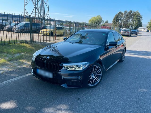 BMW 530d xDrive M-Sportpaket 360Driving A...