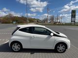 Toyota Aygo (X) 1,0-l-VVT-i x-play touch x-play touch - gebrauchte Toyota Aygo (X) aus dem Jahr 2015