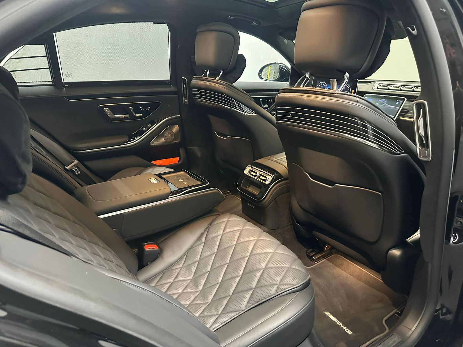 Fahrzeugabbildung Mercedes-Benz S 580 e 4MATIC*AMG-LINE*HEADUP*PANORAMA*