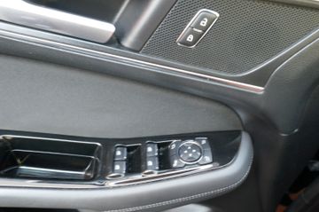 Fahrzeugabbildung Ford S-Max S-MAX Titanium