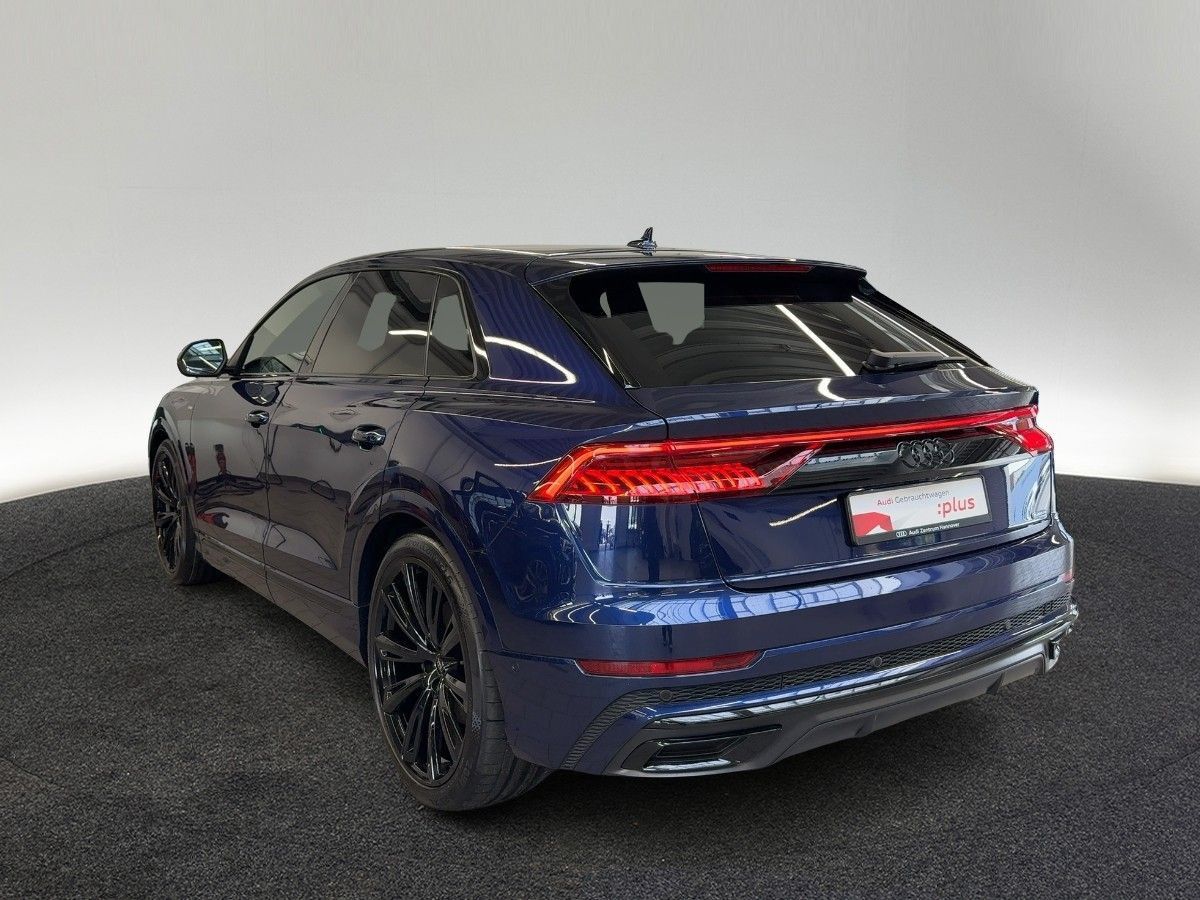 Audi Q8 S line 55 TFSI quattro Head-Up Pano AHK Navi foto 4