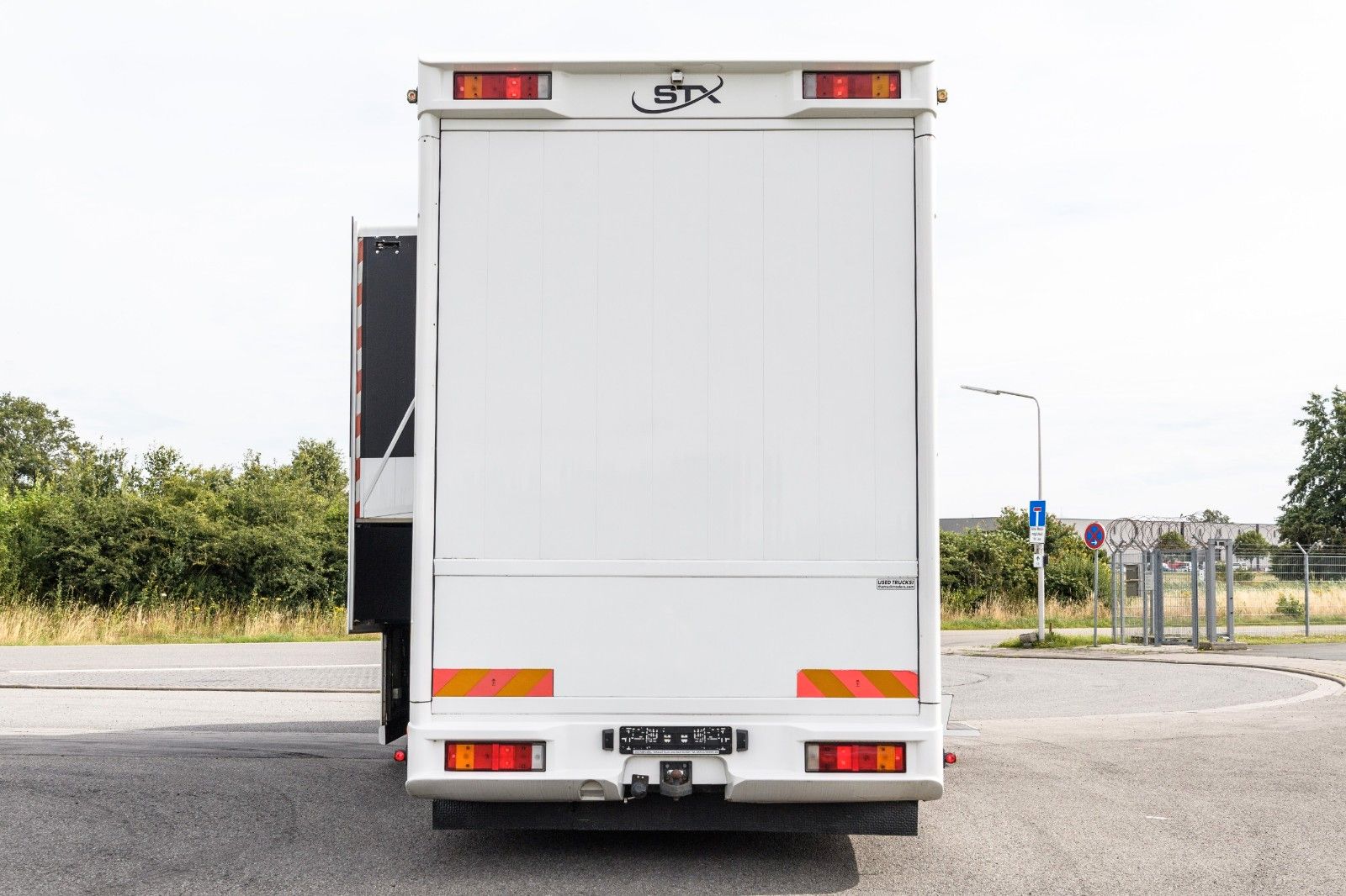 Fahrzeugabbildung Andere Volvo FL 290 Wohnmobil STX Aufbau 2 x Pop Out