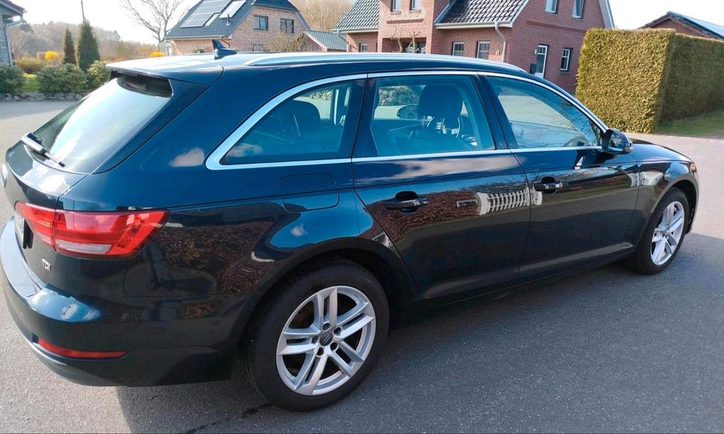 Image of Audi A4