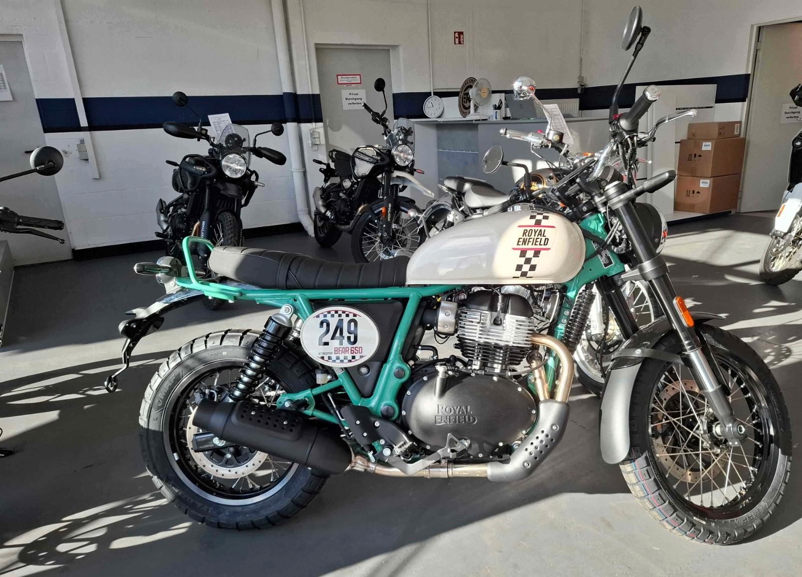 Royal Enfield 650 Bear Two Four Nine Neufahrzeug