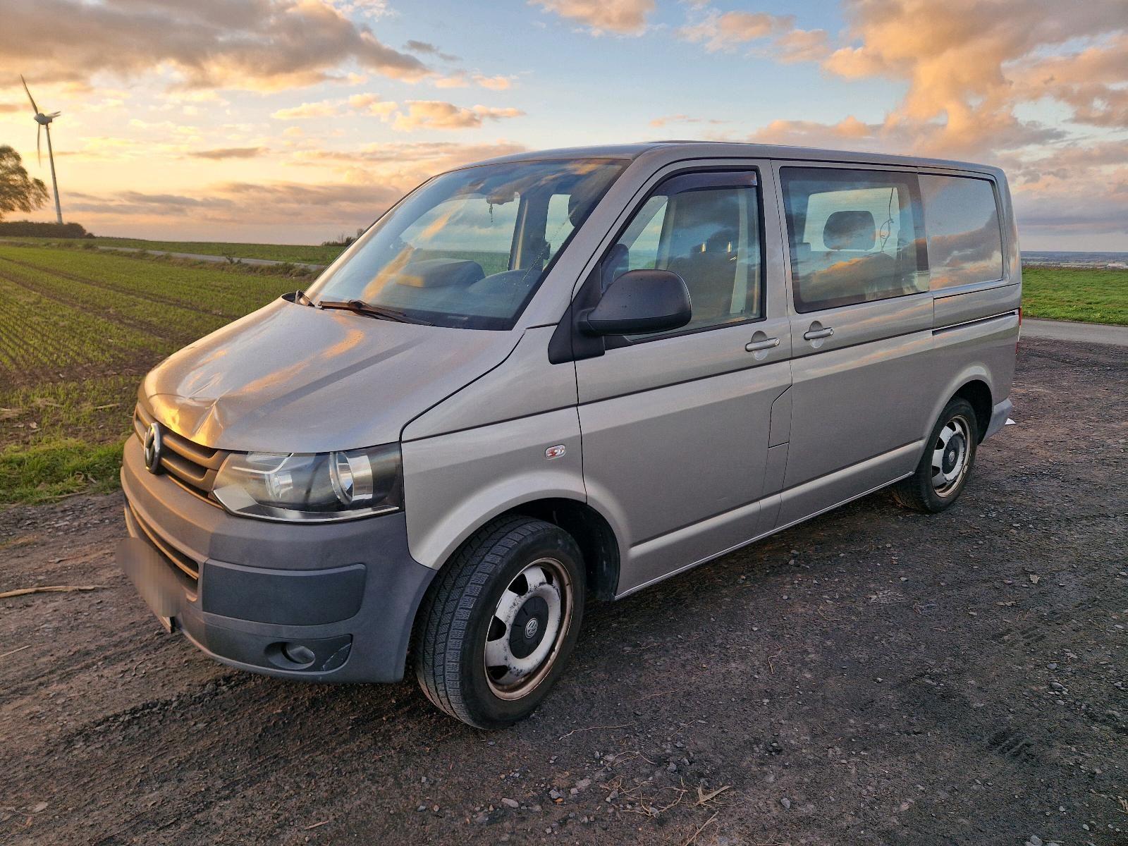 Volkswagen T5 Kombi