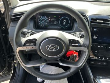Hyundai TUCSON - 8