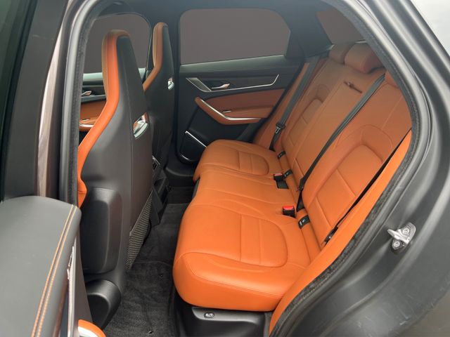 Fahrzeugabbildung Jaguar F-PACE D300 R-Dynamic Black Limited Pano AHK
