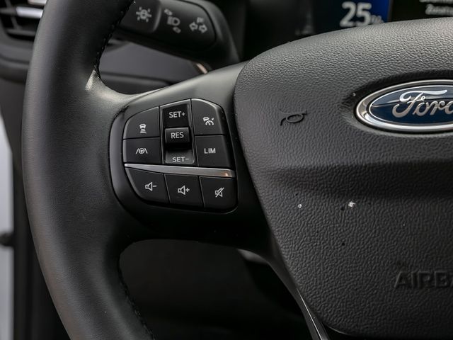 Ford Kuga 2.5 Plug-In Hybrid Titanium X Stauassistent