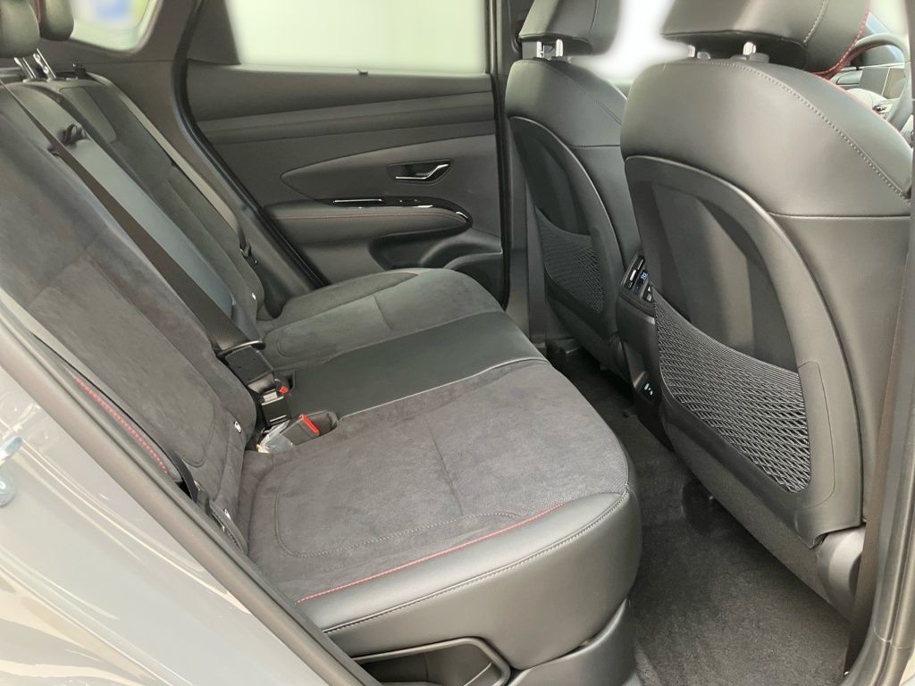 Fahrzeugabbildung Hyundai TUCSON FL HEV (MY26) 1.6 T-GDi (239 PS) 6-AT 2WD