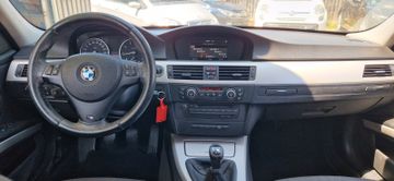 BMW 318 - 12