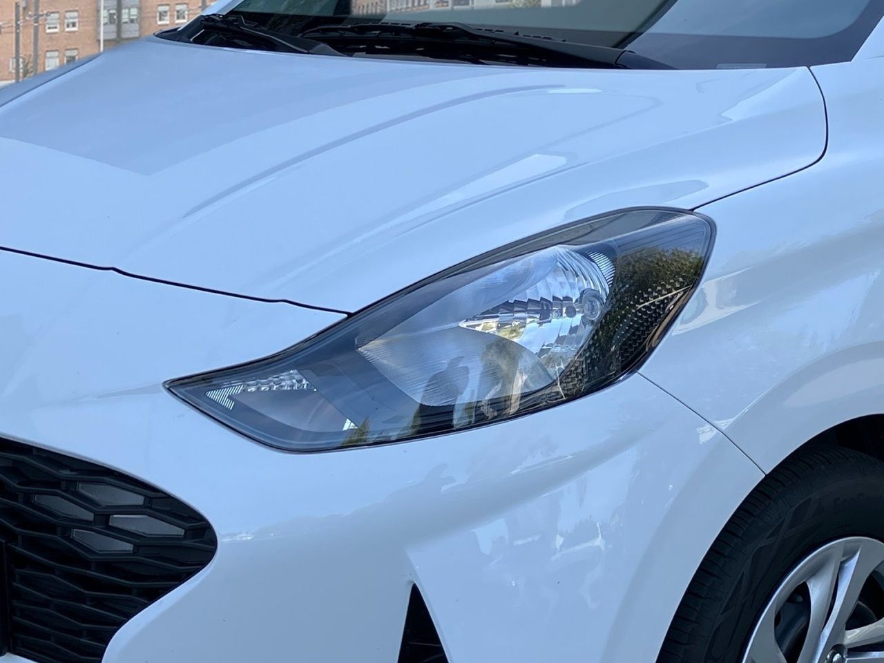 Fahrzeugabbildung Hyundai i10 SELECT Fernlichtass. Kam. Navi PDC SpurH