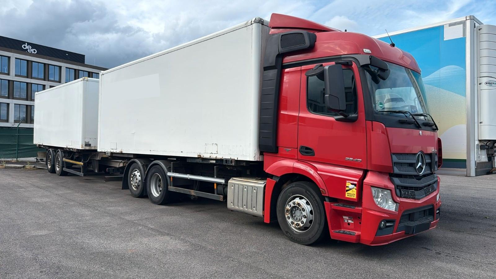 Mercedes-Benz ACTROS 25 40-6X2