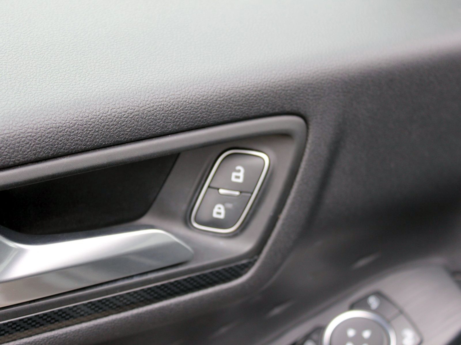 Fahrzeugabbildung Ford Kuga Plug-In Hybrid ST-Line X