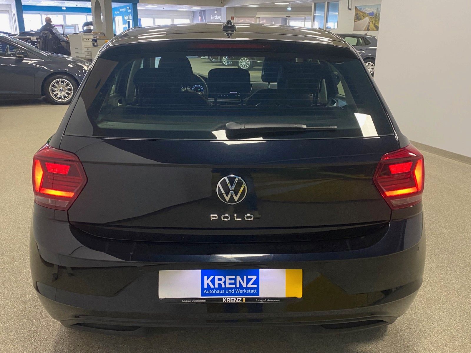 Fahrzeugabbildung Volkswagen Polo 1.0 TSI DSG Highline+NAVI+voll LED+PDC vo+h