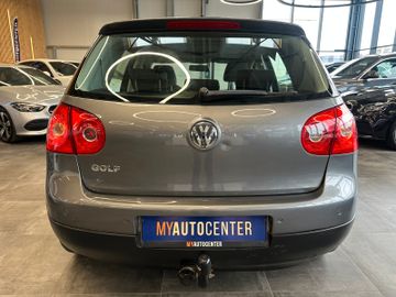 Volkswagen Golf V Lim. Tour *KLIMA*SZHZ*TEMPOMAT*AHK*