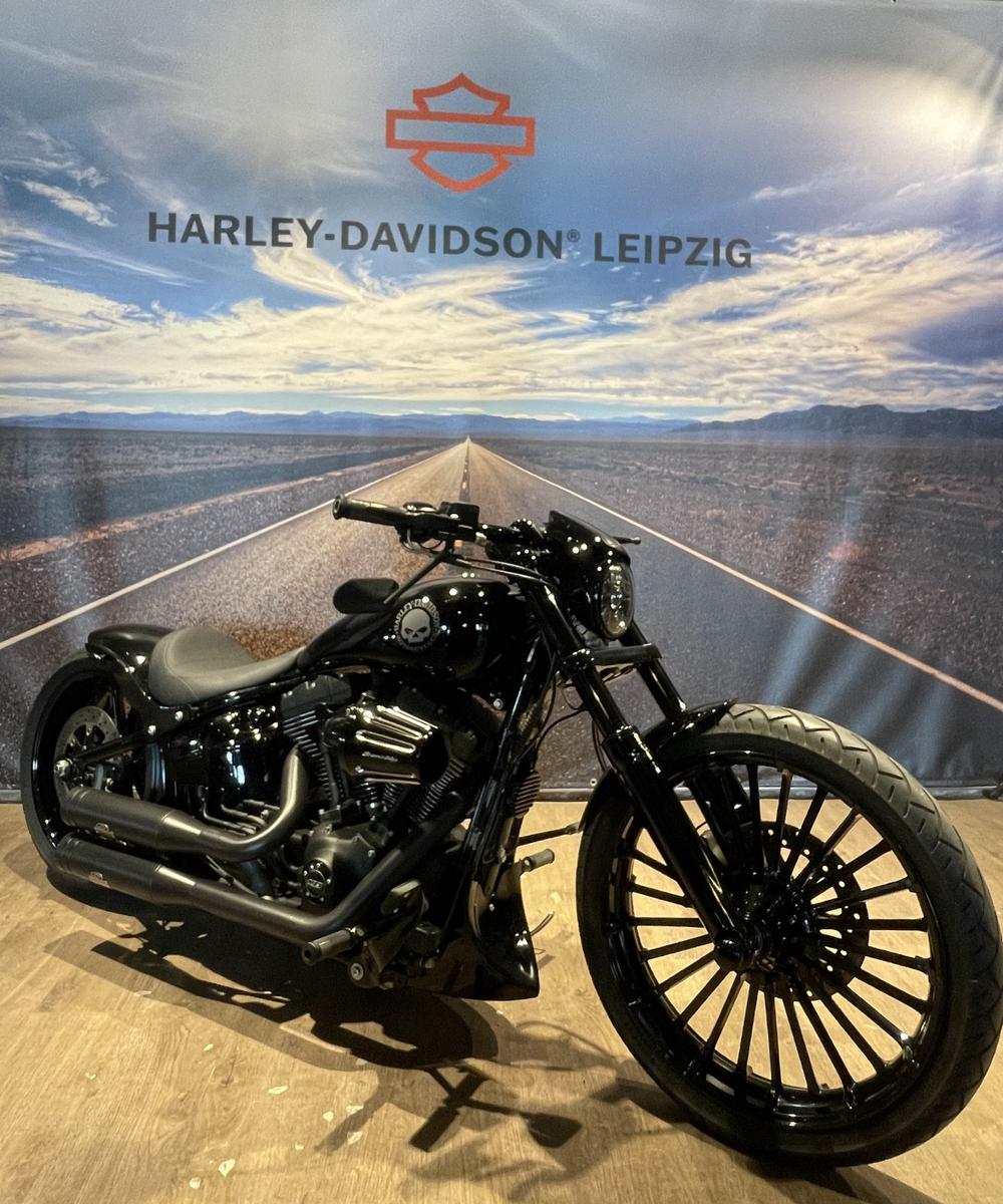 Harley-Davidson Breakout FXSB Modelljahr 2014