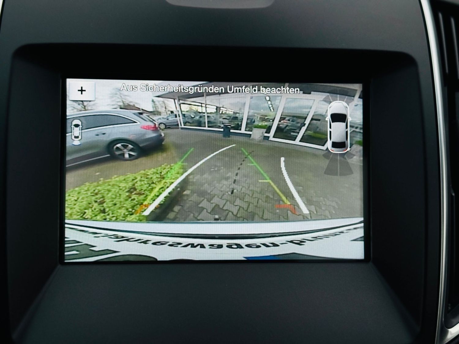 Fahrzeugabbildung Ford Edge TITANIUM 4x4, Autom., LED, Panod., AHK, Tot