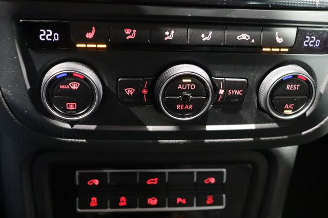 Sharan 1.4 TSI Sound ACC SHZ Bi-XENONNAVI SPORTP