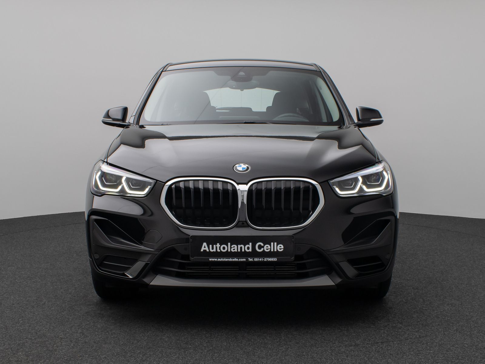 Fahrzeugabbildung BMW X1 sD20i Kamera HUD DAB Alarm Geschwindigkeitsre