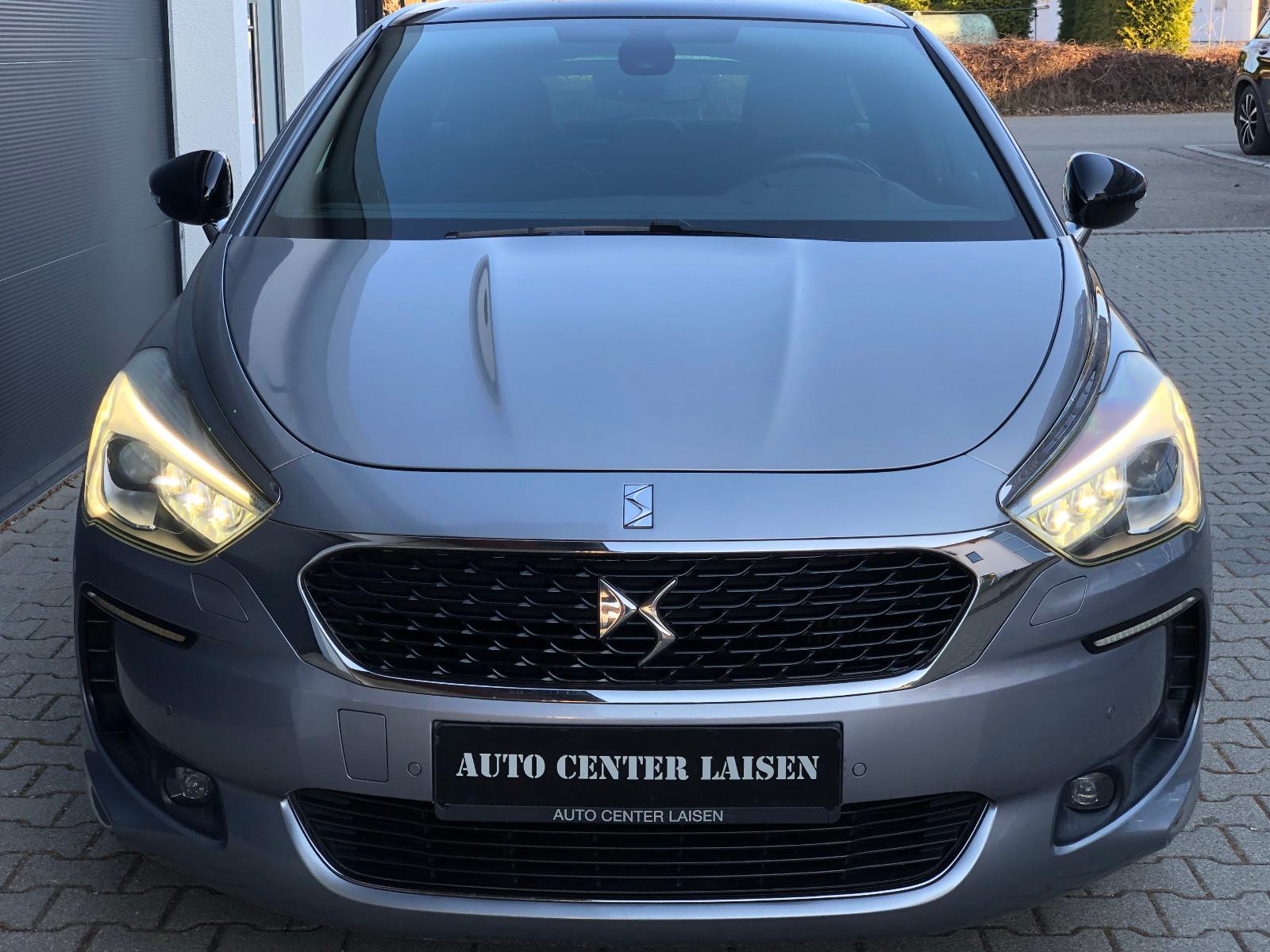 Citroën DS5 SportChic BiXenon Pano Navi PDC Kamera AHK