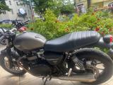 Triumph Street Twin 900