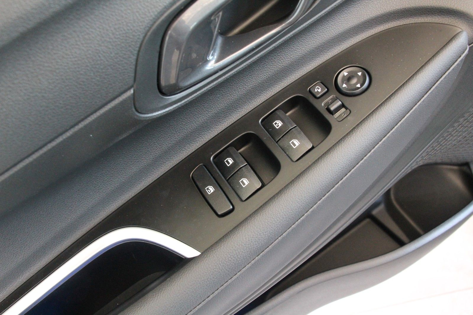Fahrzeugabbildung Hyundai i20 Trend 1.0 T-GDi DCT