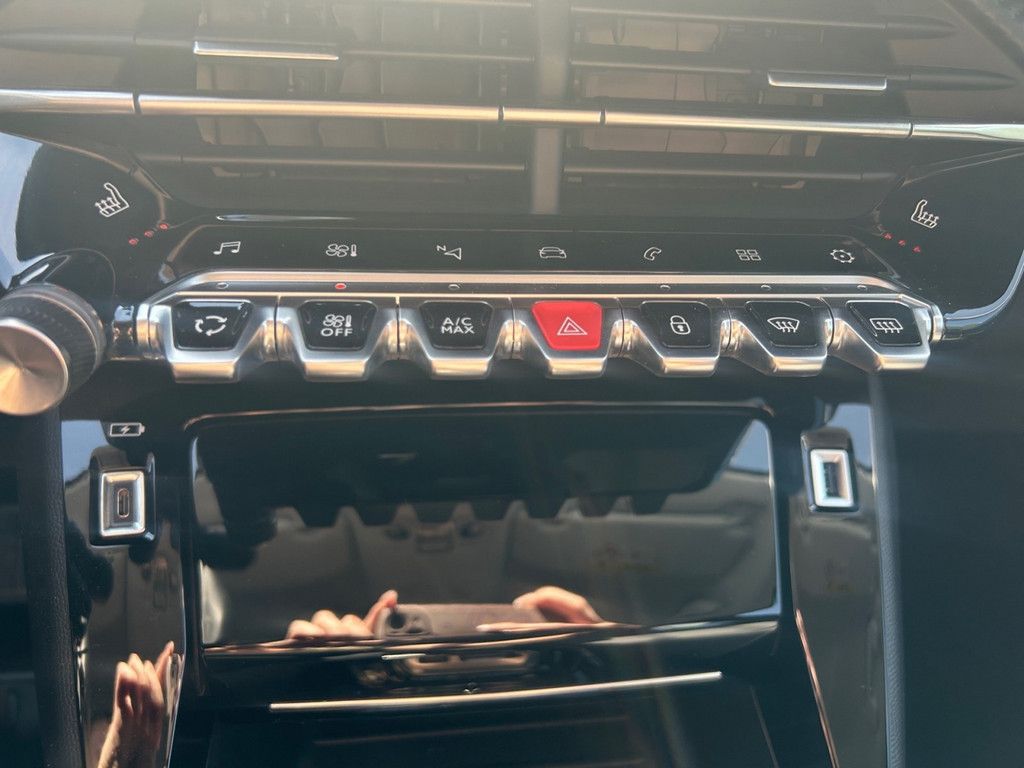 Peugeot 208 - Bild 16