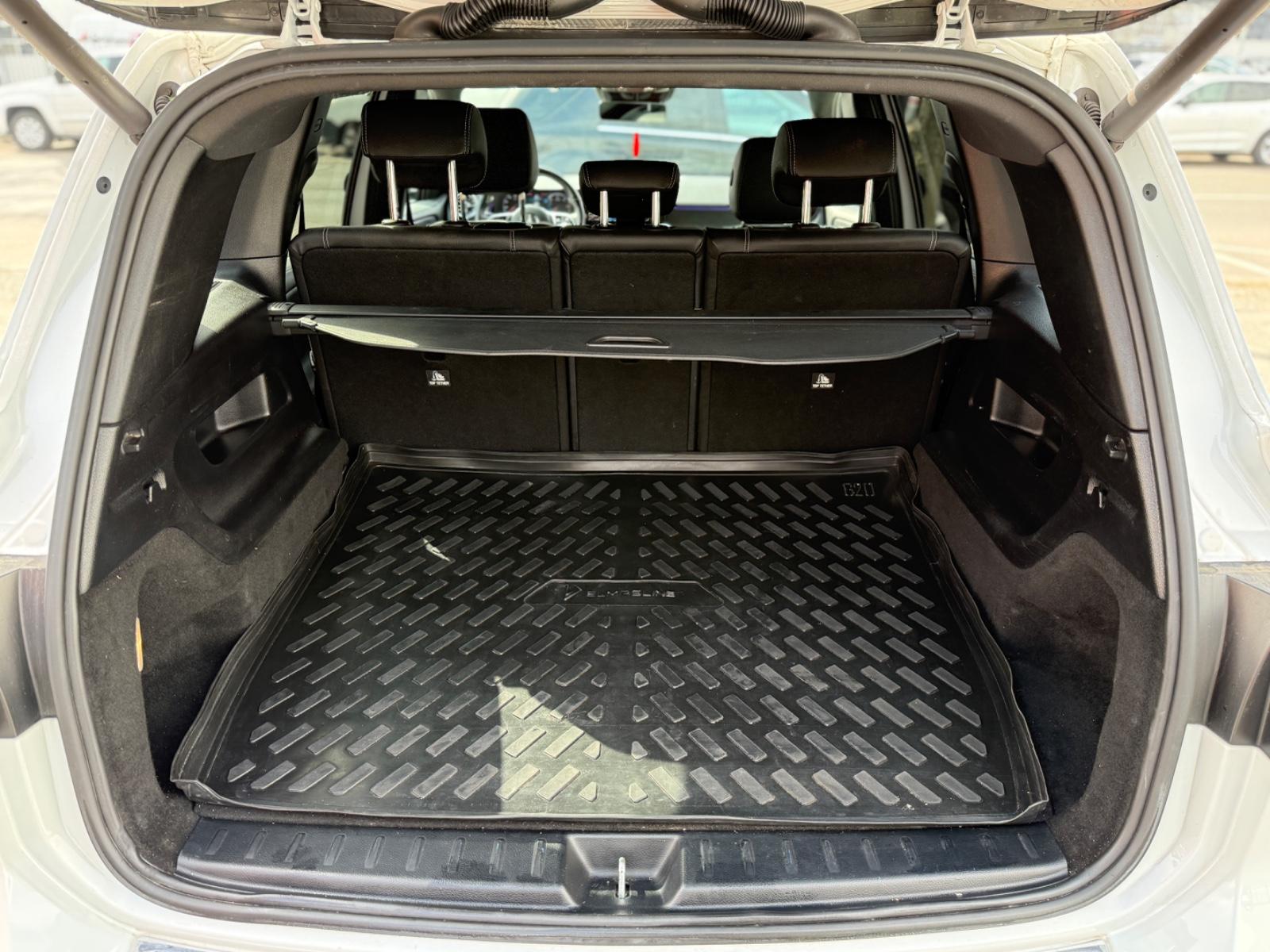 Mercedes-Benz GLB 200d Progressive Business Night Paket Kamera