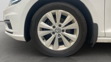 Volkswagen Golf - 9
