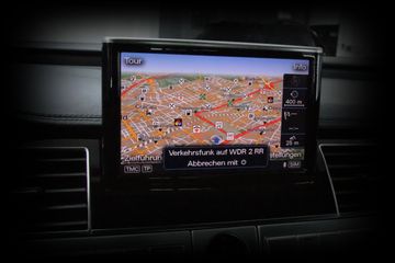 Audi A8 - 11
