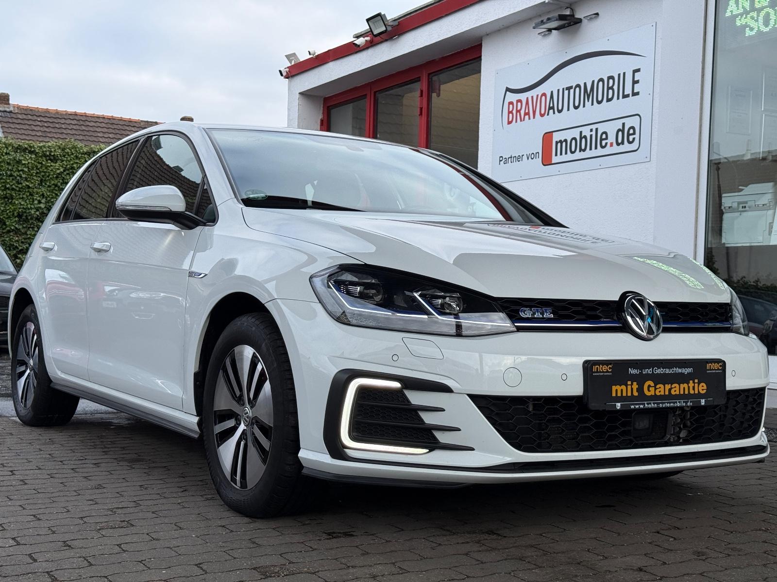 Volkswagen Golf VII Lim. GTE S&S/NAVI/F1/SHZ/MODELLPFLEGE
