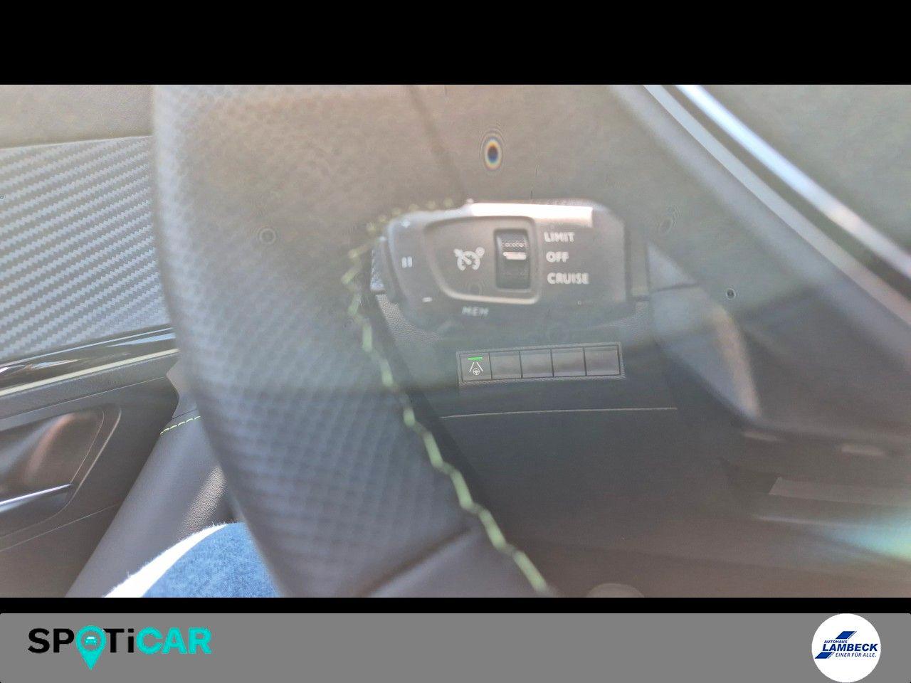 Peugeot 2008 GT 1.2 PureTech 130 EAT8 ACC+Alcantara+LED