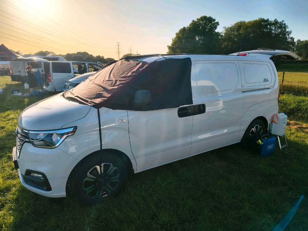 Image of Hyundai H-1 Starex