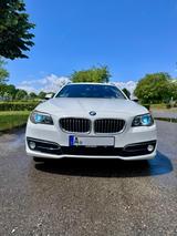 BMW 520d Touring A Luxury Line HeadUp - BMW 520 in Augsburg