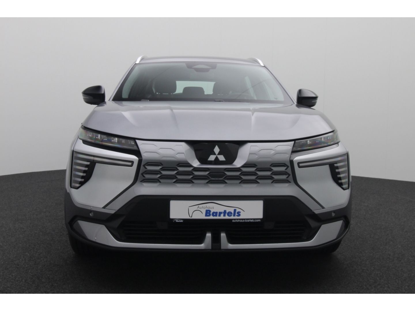 Fahrzeugabbildung Mitsubishi Eclipse Cross Diamant Plus 11 KW ACC LED SHZ