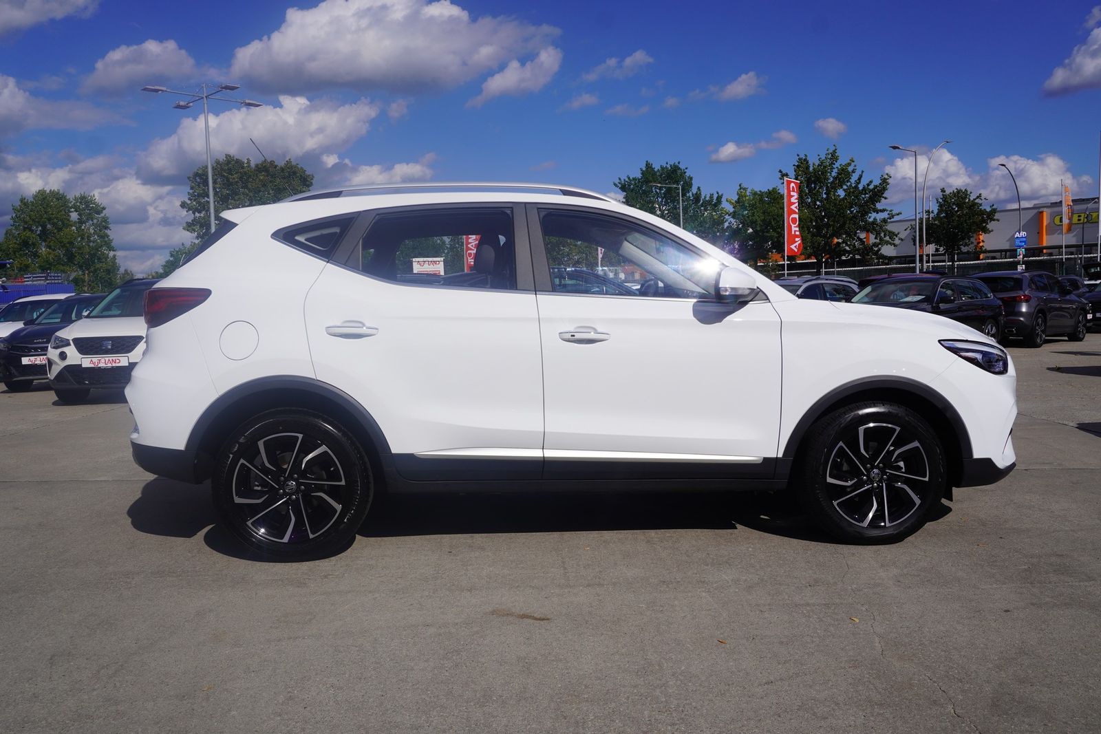 MG ZS