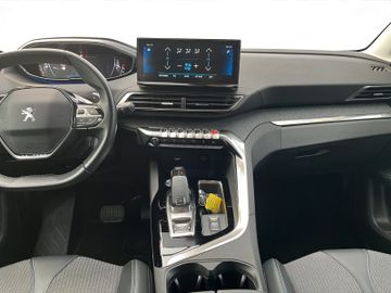 Peugeot 5008 Allure Pack HDI 130 Navi+SHZ+360°+7Sitzer