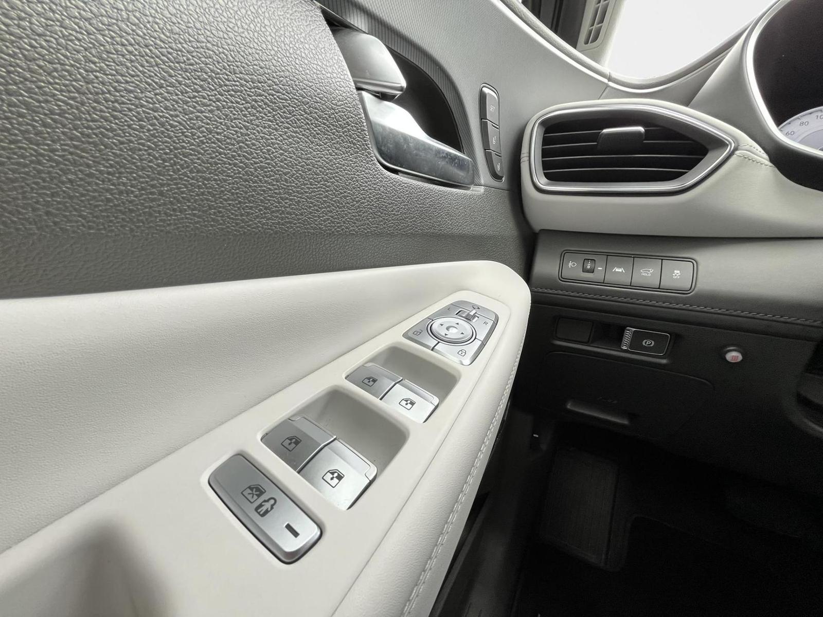 Hyundai SANTA FE 2.2 CRDi 4WD 8DCT Singature