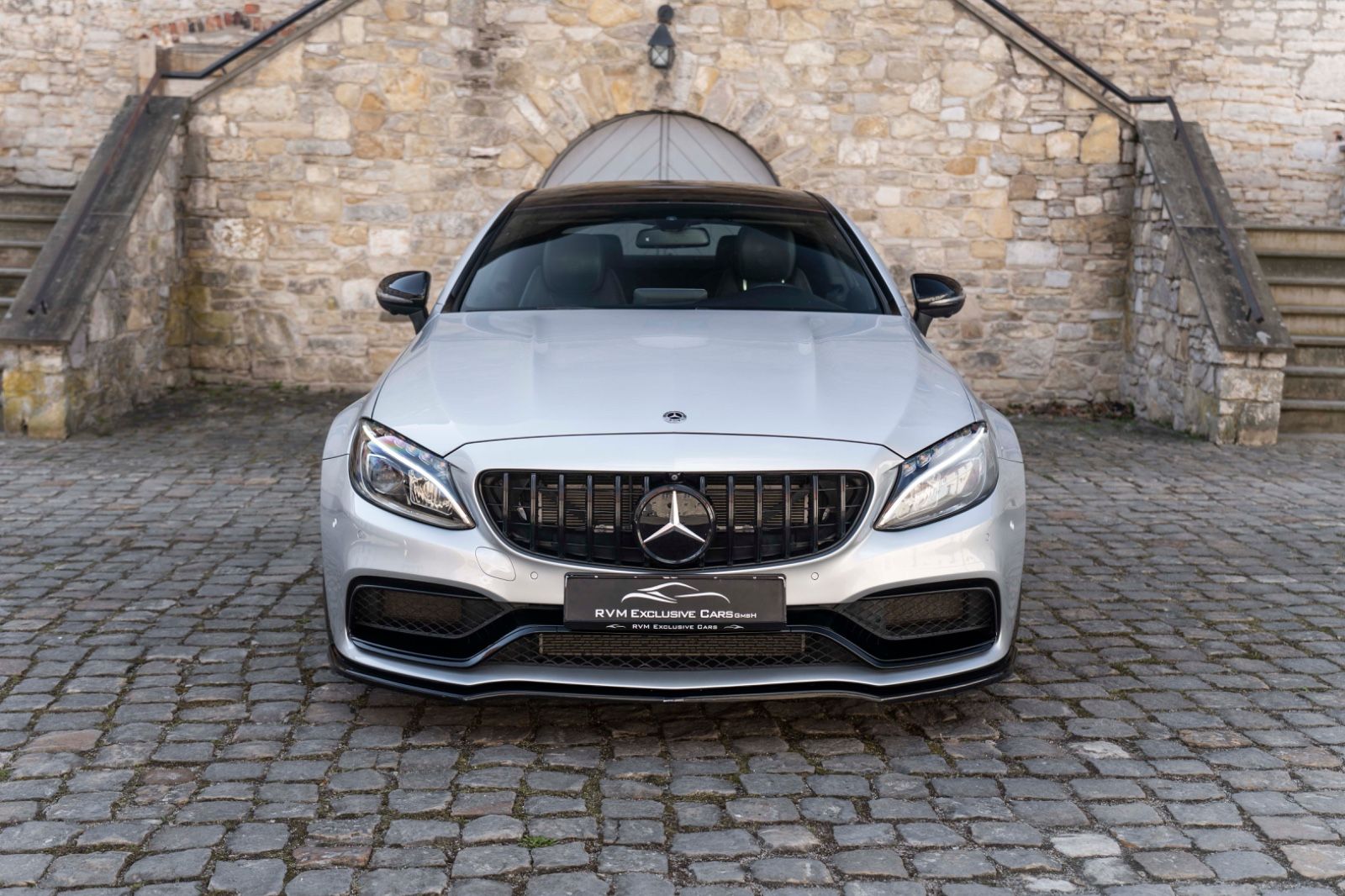 Fahrzeugabbildung Mercedes-Benz C 63 S AMG Coupe BURMESTER LED PANO 360° SHZ/K