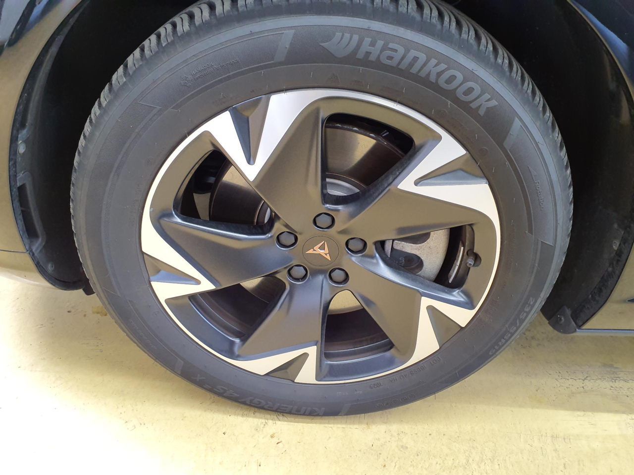 Cupra Tavascan - Bild 6