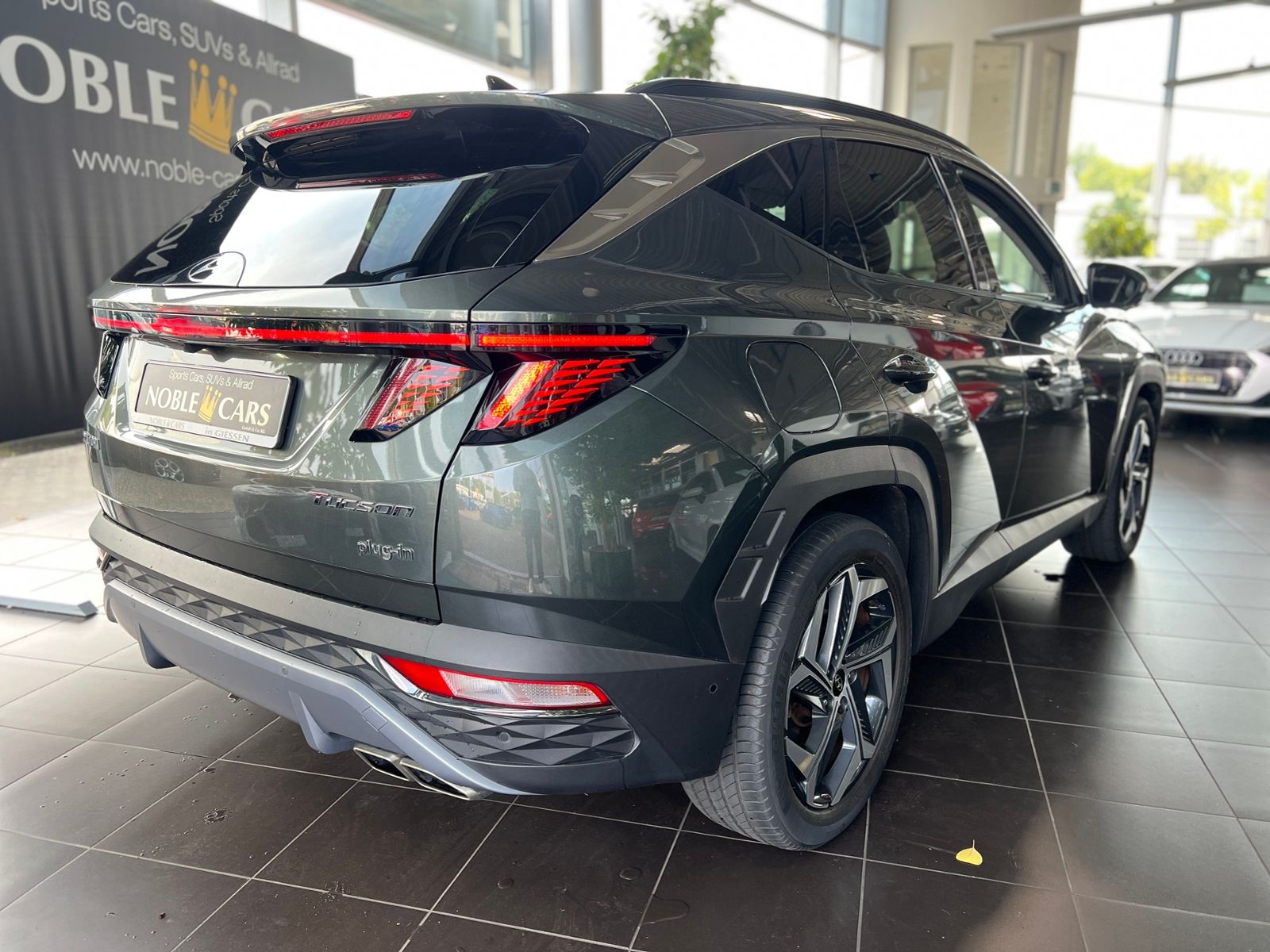 Fahrzeugabbildung Hyundai TUCSON Prime Plug-In Hybrid PHEV 4WD LEDER LED