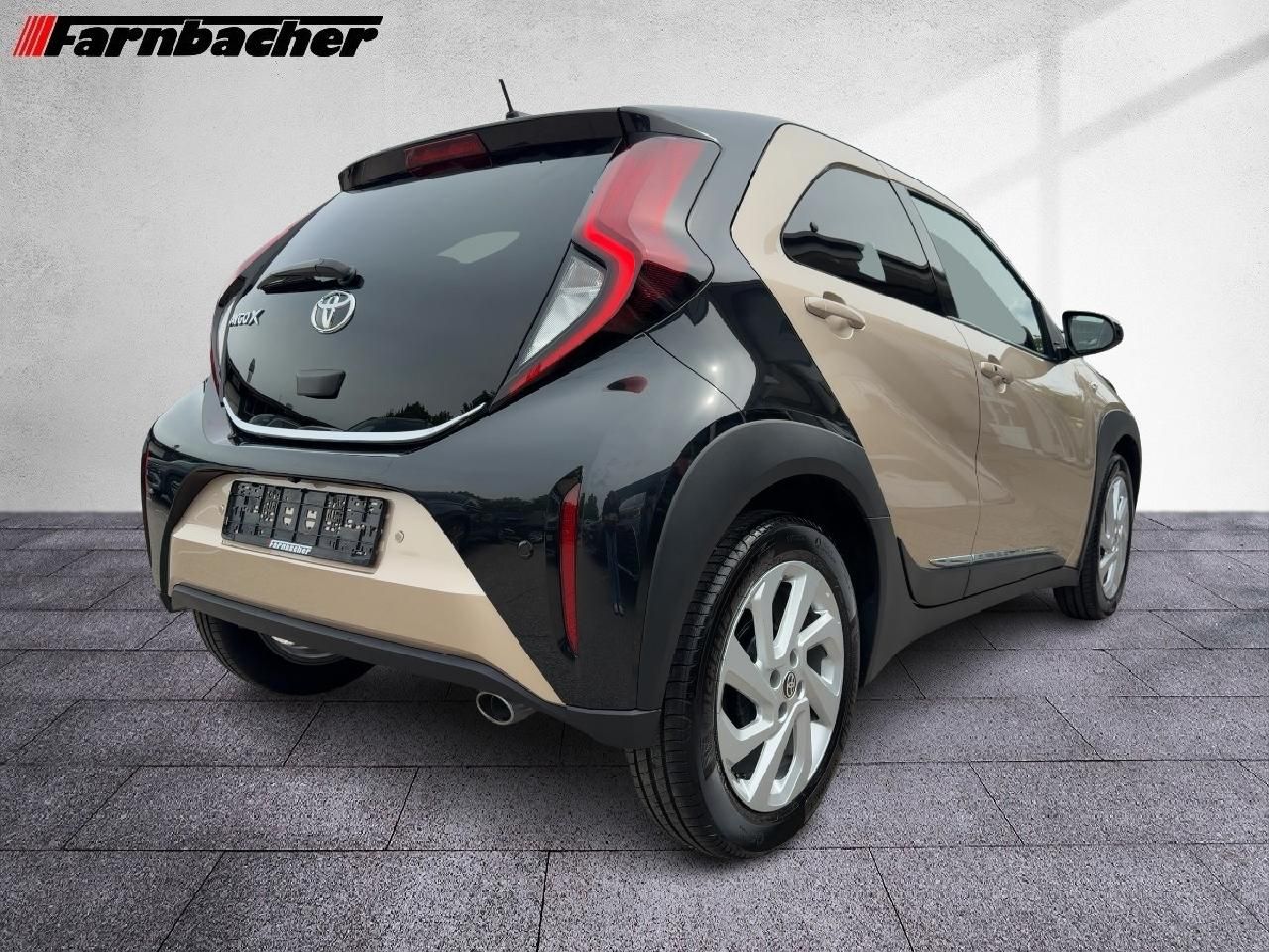 Fahrzeugabbildung Toyota Aygo X 1,0 Pulse *LED+CAM+SHZ+PDC+Navi *