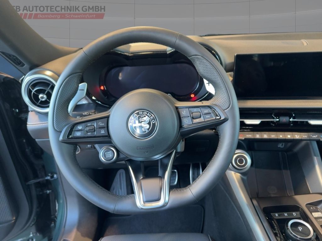 Fahrzeugabbildung Alfa Romeo Tonale Veloce, 360 Kamera, elektr. Heckkl. SHZ