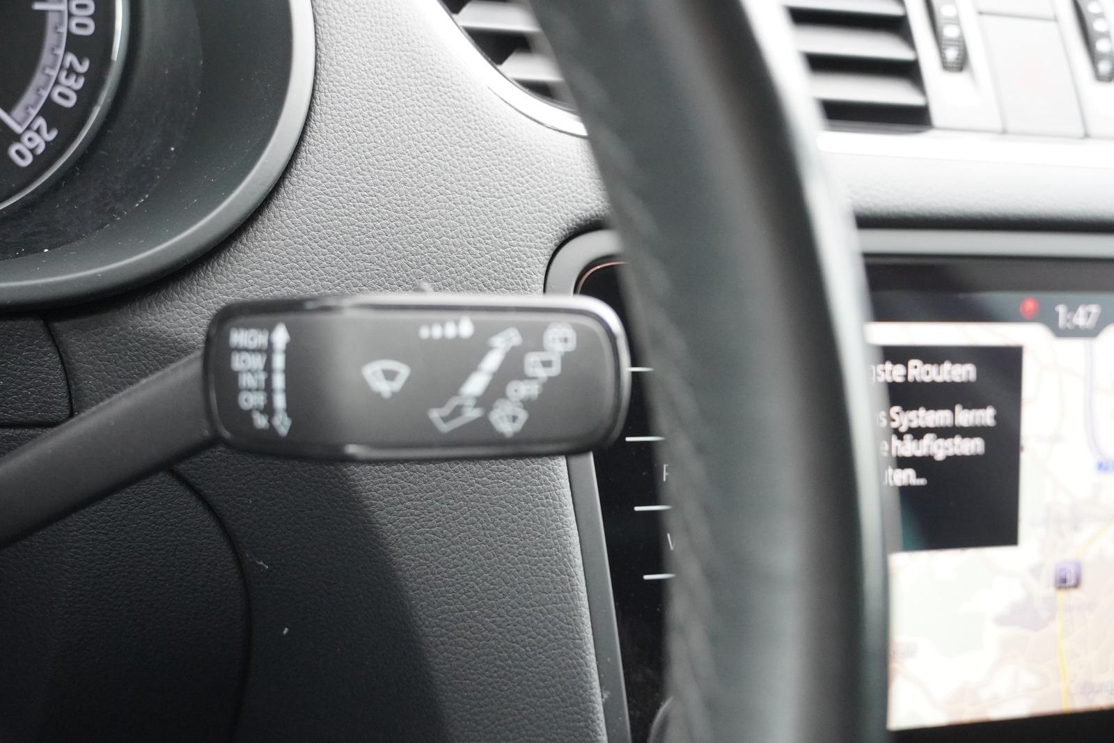 Skoda Octavia Combi 1.0 Soleil LED Navi ACC Keyless