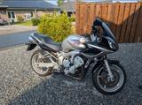 Yamaha Fazer 600 - YAMAHA FAZER 600