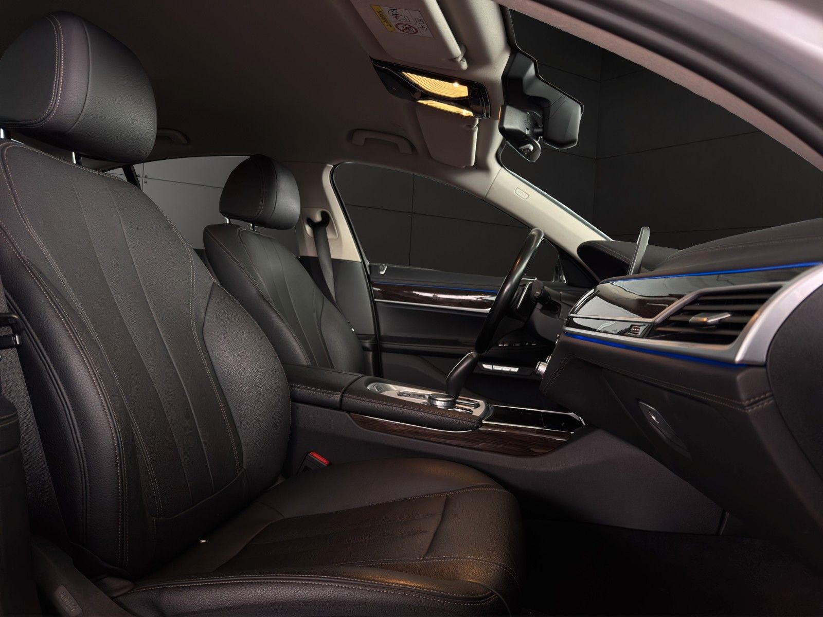 Fahrzeugabbildung BMW 730d 1.Hand /SoftClose/360°/Dig.Cock/4-Zonen