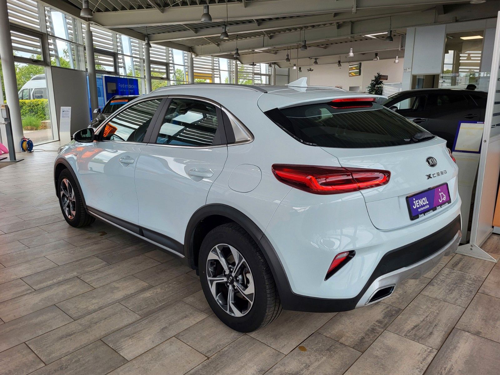 Fahrzeugabbildung Kia XCeed Edition 7 Lenkrad heizbar, Sitzheizung