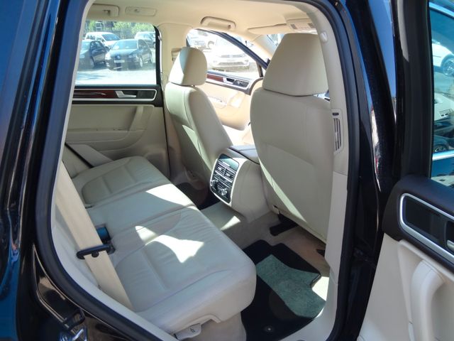 Fahrzeugabbildung Volkswagen Touareg V6 TDI/Leder/Xenon/AHK/360Kam/Navi/
