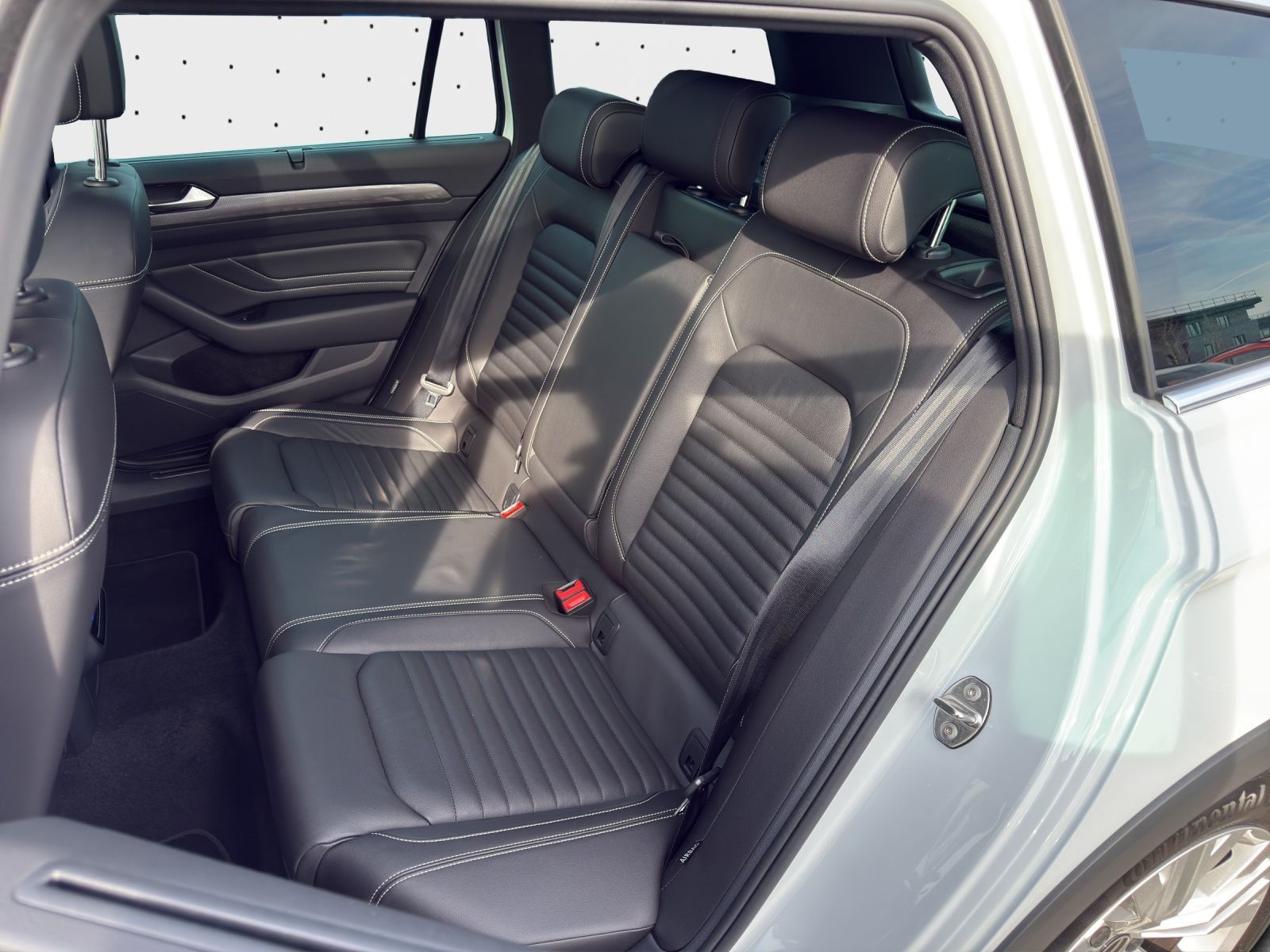 Volkswagen Passat Alltrack - Bild 17
