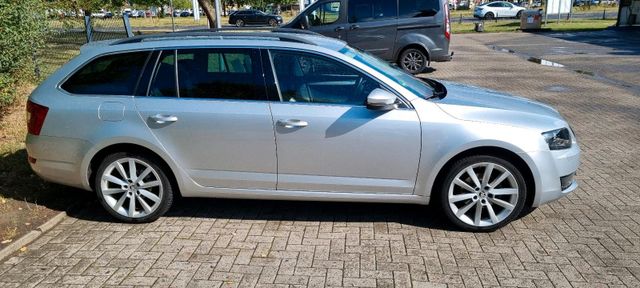 SKODA Soda Octavia Combi 1.0 TSI